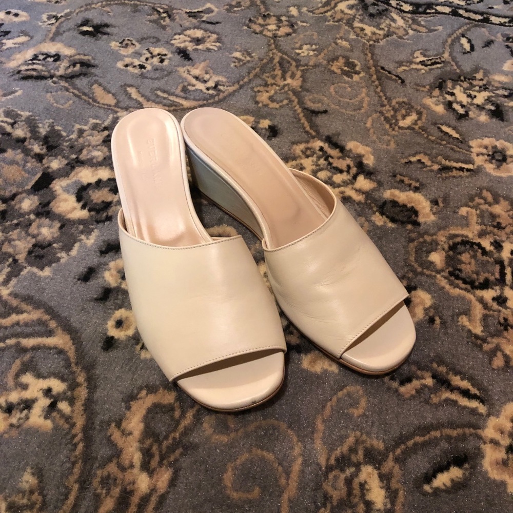 Everlane Sandals